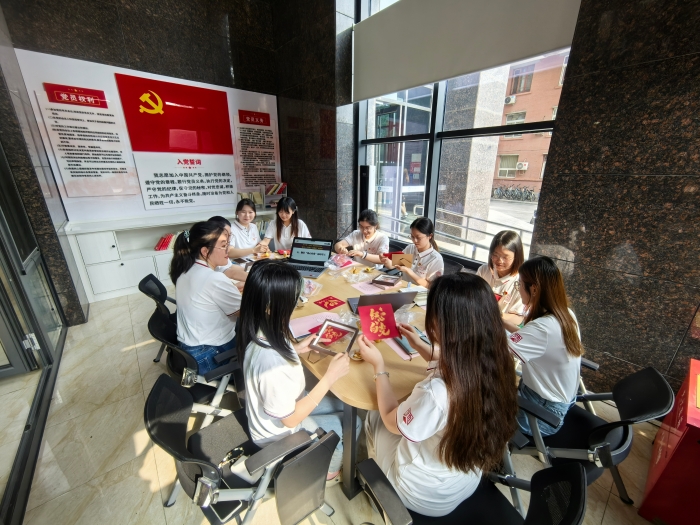 微信图片_2025-11-01_135532_679 微信图片_2025-11-01_135532_679